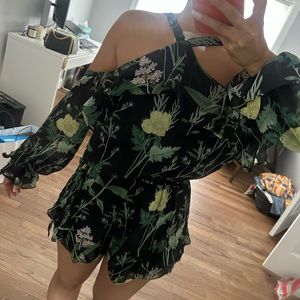 Olivaceous floral beachy rokper